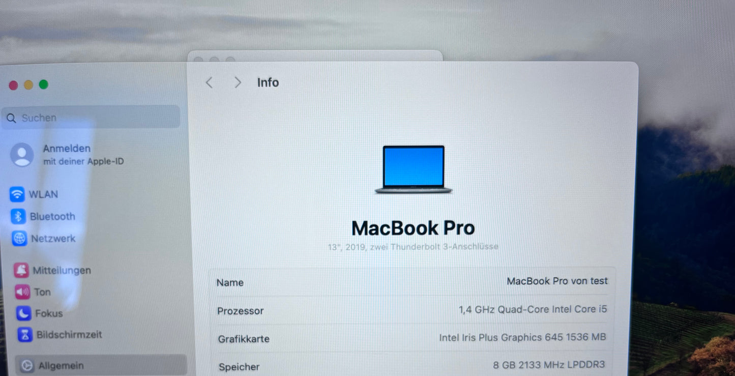 Macbook Pro 2019  - Grau